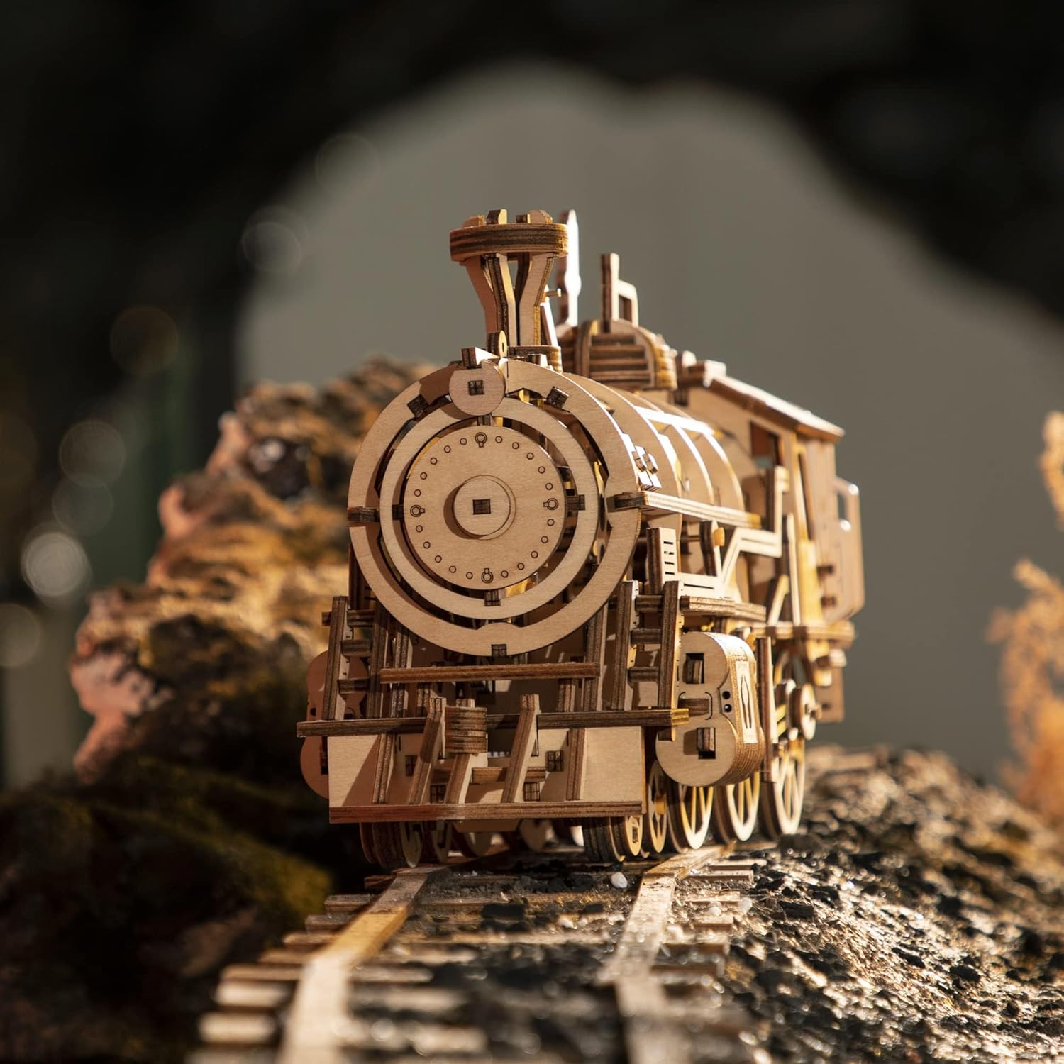 Robotime Clockwork Wooden Locomotive Kit